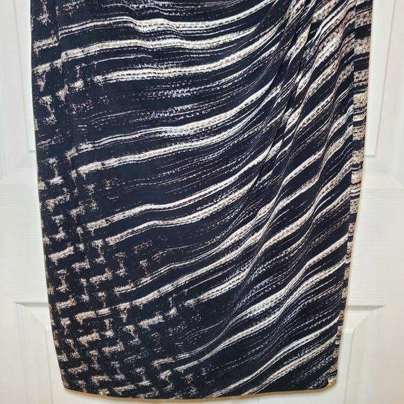 Anne Klein Black Tan White Striped Bodycon Dress Women’s Size 12. - Picture 5 of 11